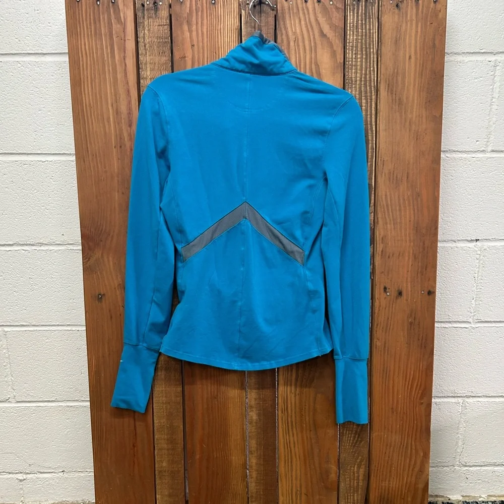 Nike Women’s size small dry-fit blue pullover - Picture 9 of 9